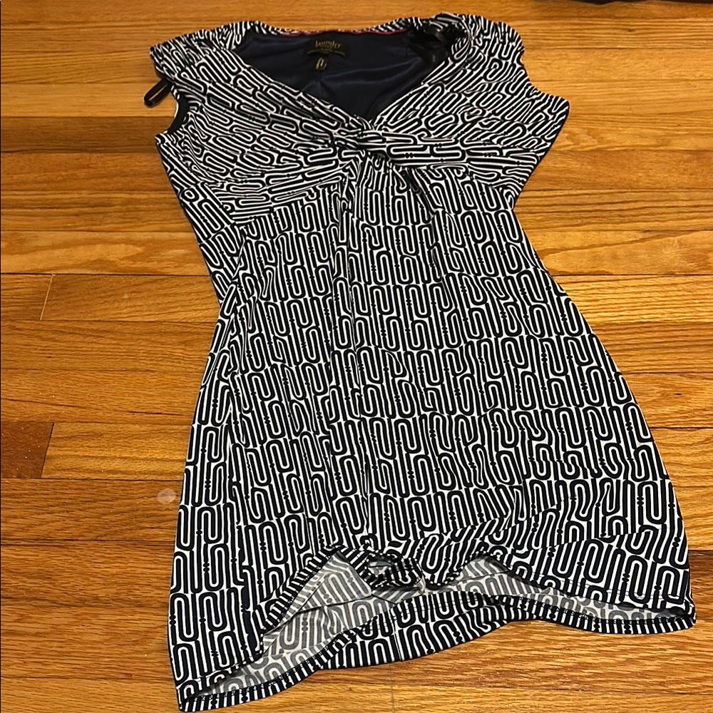 Stylish Black and White Patterned Dress